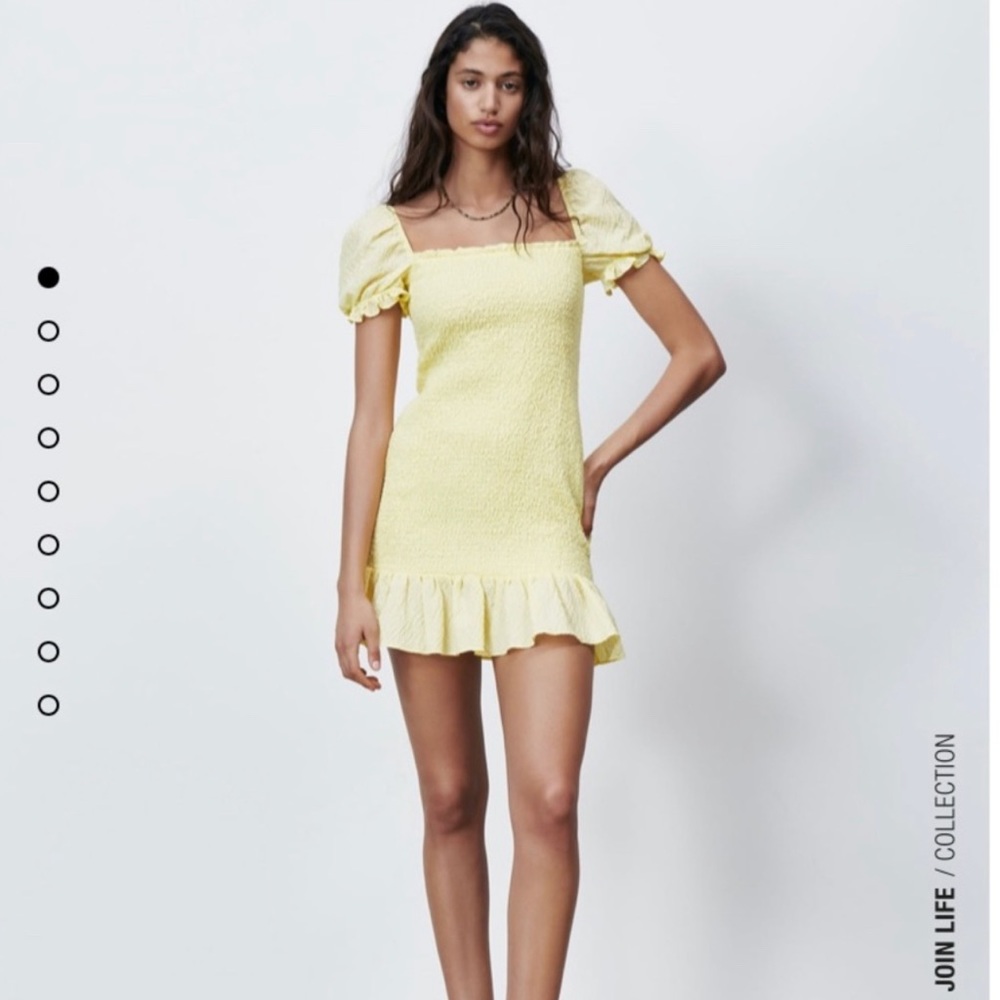 Zara light yellow mini Dress with puffy short sleeve, size 6
